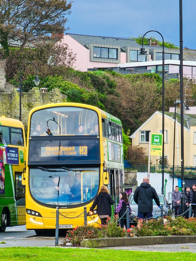 Howth H3 Bus