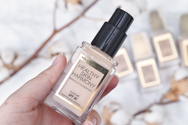 Max Factor Healthy Skin Harmony Foundation